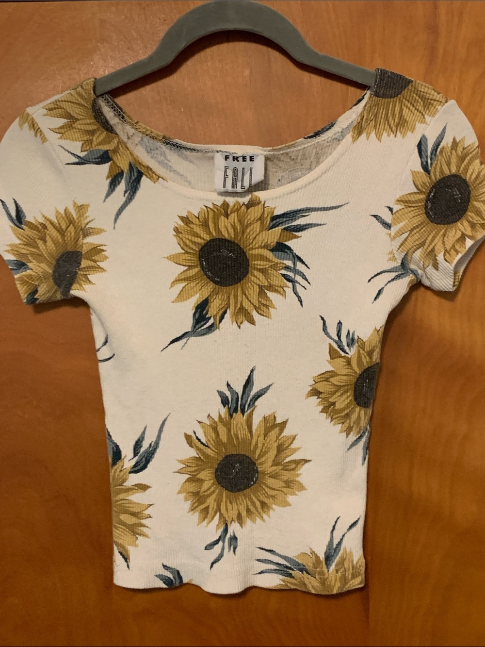 Free Fall Cream Sunflower Short Sleeve Ribbed Top